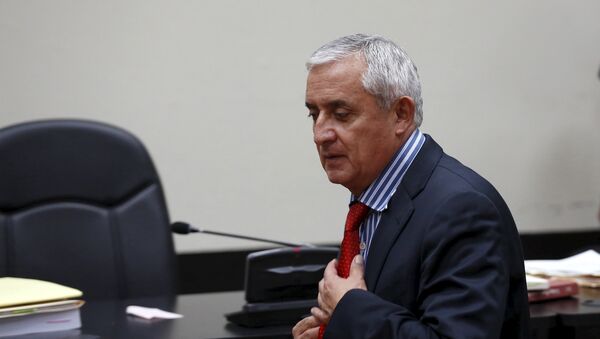 Guatemala's President Otto Perez Molina enters the courtroom after a break at the Supreme Court of Justice in Guatemala City, September 3, 2015 - Sputnik International
