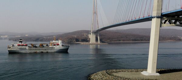 Vsevolod Sibirtsev floating fish-processing factory returns to Vladivostok - Sputnik International