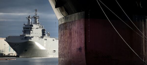 A picture shows the Vladivostok warship, a Mistral-class LHD amphibious vessel ordered by Russia from STX France in Saint-Nazaire, western France, on December 20, 2014 A picture shows the Vladivostok warship, a Mistral-class LHD amphibious vessel ordered by Russia from STX France in Saint-Nazaire, western France, on December 20, 2014 - Sputnik International