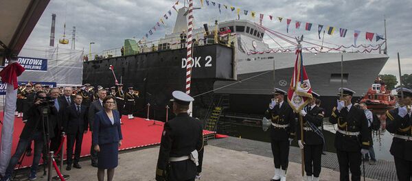 Polish Prime Minister Ewa Kopacz took part in the ceremony of launching of the ship Cormorant - Sputnik International