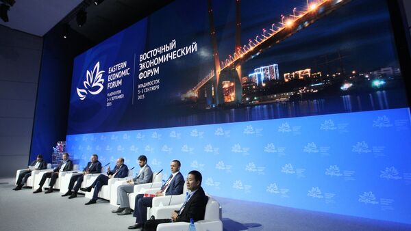 Panel speakers at the key session New Economic Policy in East Russia: Advanced Special Economic Zones, Special Economic Zones, Free Port Vladivostok during the Eastern Economic Forum in Vladivostok. - Sputnik International