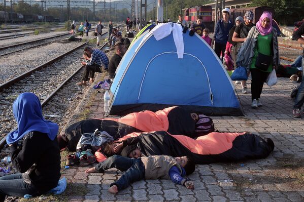 Migrants in Europe: Chasing a Better Future - Sputnik International