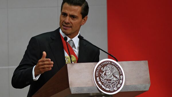 Mexican President Enrique Pena Nieto delivers his third annual report at the National Palace in Mexico City on September 2, 2015 - Sputnik International