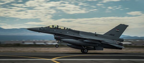 Iraqi F-16D Iraqi F-16D - Sputnik International
