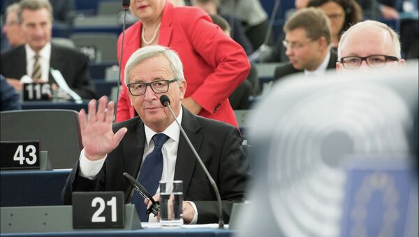European Commissioner President Jean-Claude Juncker during the SOTEU debate in the plenary chamber - Sputnik International