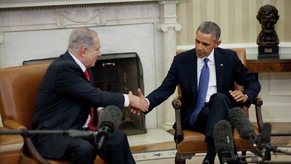 President Barack Obama and Israeli Prime Minister Benjamin Netanyahu shakes hands in the Oval Office of the White House in Washington, Monday, March 3, 2014. - Sputnik International