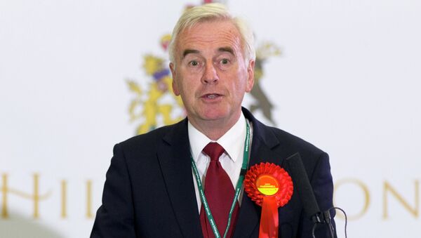 In a picture taken on May 8, 2015, Labour MP for Hayes and Harlington, John McDonnell, gives a speech on stage after after winning his seat in Uxbridge, west London, after votes have been counted in the British general election - Sputnik International