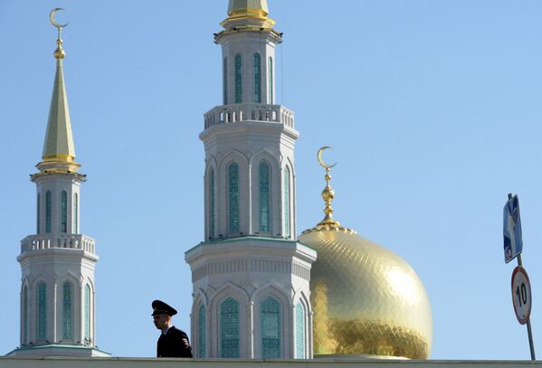 Moscow Unveils Biggest Mosque in Europe - Sputnik International