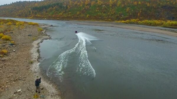 New World Record with snowmobile on water 212 km - Sputnik International