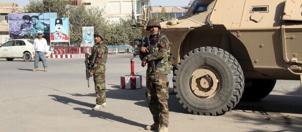 Afghan soldiers keep watch during a battle with the Taliban in Kunduz Province, Afghanistan September 28, 2015 Afghan soldiers keep watch during a battle with the Taliban in Kunduz Province, Afghanistan September 28, 2015 - Sputnik International