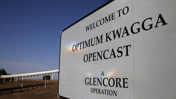 An entrance to the Optimum Kwagga coal mine owned by Glencore is seen near Hendrina in Mpumalanga province, September 8 2015 - Sputnik International