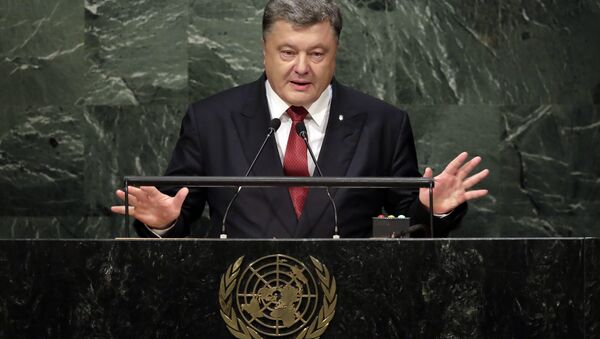 Ukraine's President Petro Poroshenko addresses the 70th session of the United Nations General Assembly, at U.N. Headquarters, Tuesday, Sept. 29, 2015 - Sputnik International
