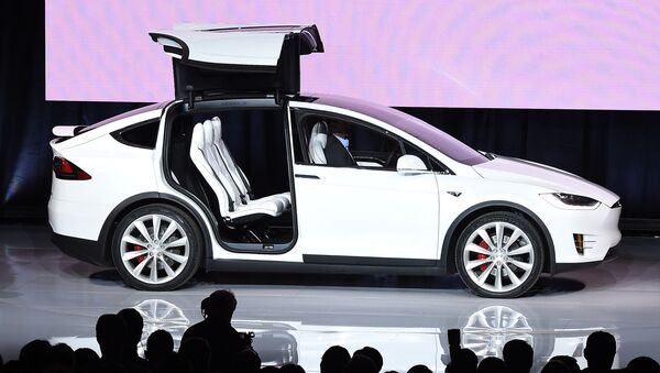 Tesla Model X is presented during a launch event in Femont, California on September 29, 2015 - Sputnik International