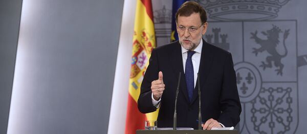 Spain's Prime Minister Mariano Rajoy gestures during a press conference following the results of the regional election in Catalonia at Moncloa palace in Madrid on September 28, 2015 - Sputnik International