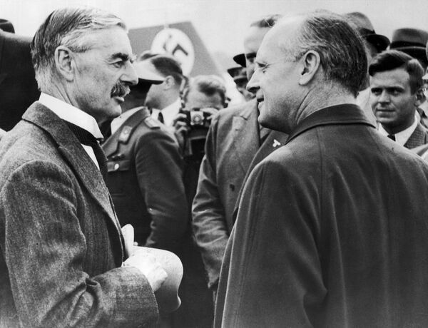 Moscow Reminds Europe USSR Saved It From Nazis as Poland Snubs Russia in WWII Commemoration Ceremony Moscow Reminds Europe USSR Saved It From Nazis as Poland Snubs Russia in WWII Commemoration Ceremony - Sputnik International