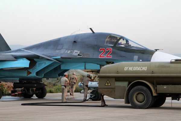 Aerospace Defense Forces Su-34 jets being refueled at the Hmeymim airbase in Syria's Latakia province. Aerospace Defense Forces Su-34 jets being refueled at the Hmeymim airbase in Syria's Latakia province. - Sputnik International