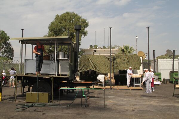 Russian soldiers at the Hmeymim base in Syria - Sputnik International