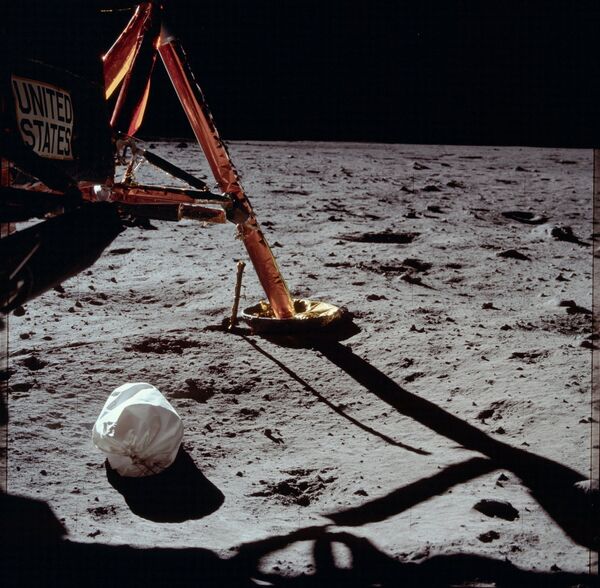 18 Stunning New Apollo Moon Photos Will Blow Your Mind - Sputnik International