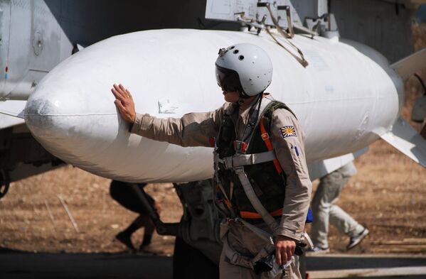 Russian military air group at Khmeimim airbase in Syria - Sputnik International