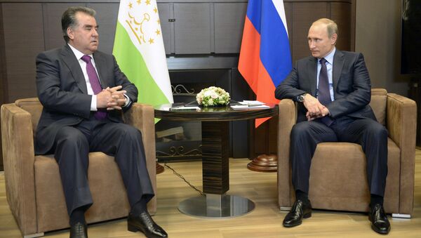 President Vladimir Putin's working meeting with Tajik President Emomali Rahmon - Sputnik International