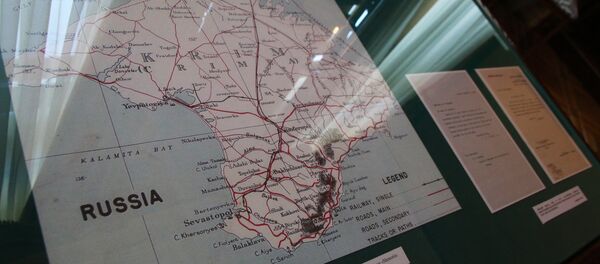 Map of the Crimean Peninsula from the Memories of Yalta album in the former reception of Emperor Nicholas II in the Livadia Palace - Sputnik International