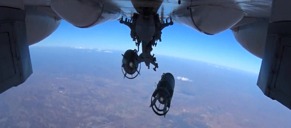 Russian Aerospace Forces conduct pinpoint air strikes on armored vehicles, fuel and lubrication materials storages - Sputnik International