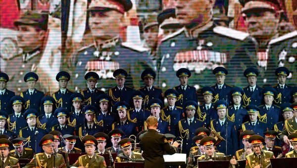 Members of the Alexandrov Russian Army song and dance ensemble - Sputnik International
