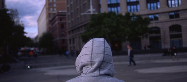 Black Man Thrown to Rikers Jail for Wearing a Hoodie - Sputnik International