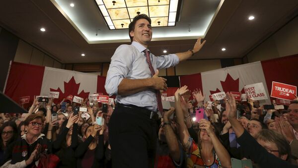 Liberal leader and Canada's Prime Minister-designate Justin Trudeau takes the stage during a rally in Ottawa, Ontario, October 20, 2015 - Sputnik International