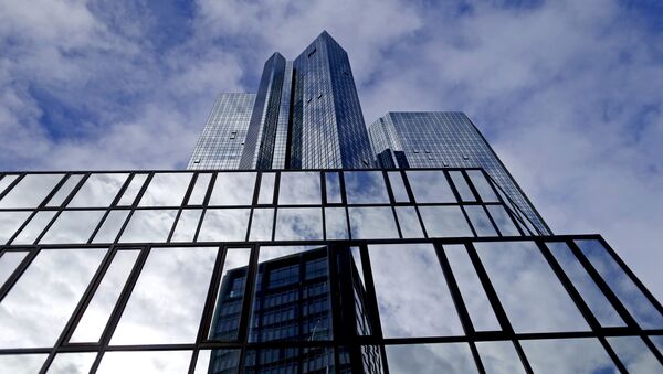 Deutsche Bank headquarters are seen in Frankfurt, Germany October 8, 2015 - Sputnik International