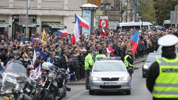 Rallies for and against migrants in Prague - Sputnik International