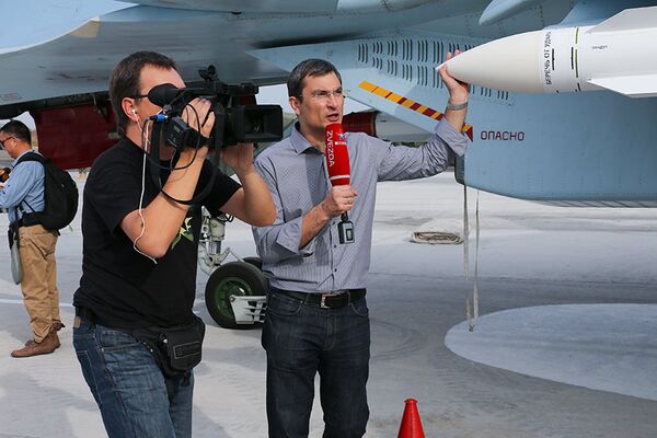 International Journalists Take Tour of Russia's Syrian Air Base - Sputnik International
