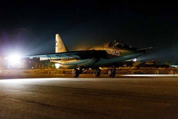 Terror That Keeps ISIL Awake: Russian Aircraft Night Sorties in Syria - Sputnik International
