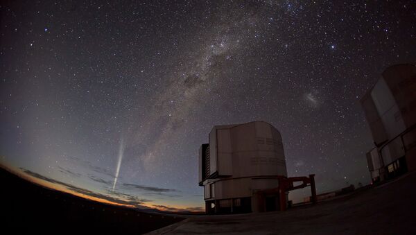 A handout photo provided on December 24, 2011 by the European Southern Observatory (ESO) shows the recently discovered Comet Lovejoy being captured in stunning photos and time-lapse video taken on December 22 from ESO’s Paranal Observatory in Chile - Sputnik International