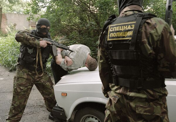 The detention of a drug dealer by a Russian special force unit  - Sputnik International