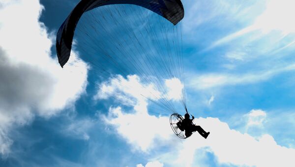 Paragliders - Sputnik International
