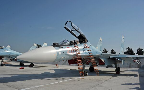 Russian aircraft at Hmeymim Air Base in Syria - Sputnik International