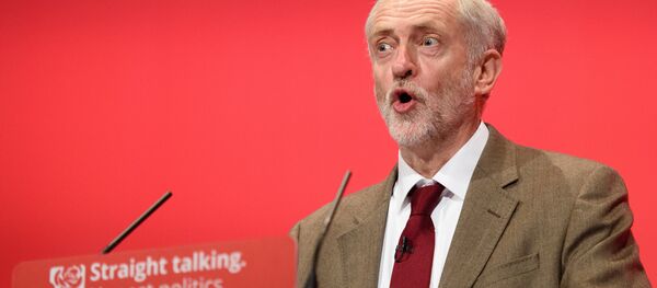Britain's Labour Party Leader Jeremy Corbyn makes his keynote address on the third day of the annual Labour Party Conference in Brighton, south east England, on September 29, 2015. - Sputnik International