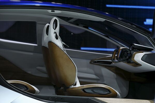 Technology and Fantasy: Futuristic Cars at the Tokyo Motor Show - Sputnik International