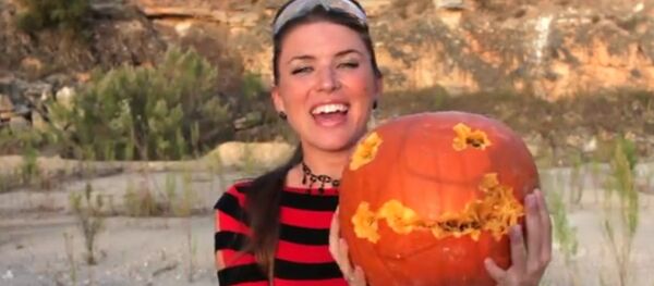 Precision Pumpkin Carving With A Gun Precision Pumpkin Carving With A Gun - Sputnik International