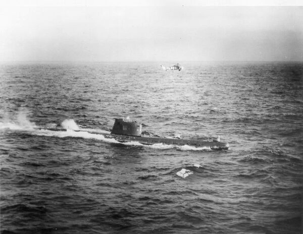 Soviet submarine B-59, forced to the surface by U.S. Naval forces in the Caribbean near Cuba Soviet submarine B-59, forced to the surface by U.S. Naval forces in the Caribbean near Cuba - Sputnik International