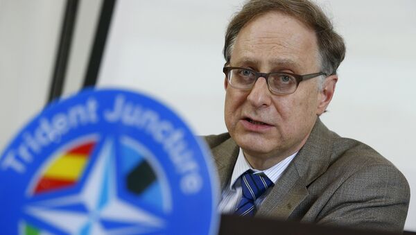 NATO Deputy Secretary General, Ambassador Alexander Vershbow talks during a news conference during a NATO military exercise at the Birgi NATO Airbase in Trapani, Italy October 19, 2015 - Sputnik International