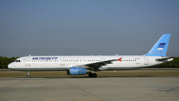 The Metrojet's Airbus A-321 with registration number EI-ETJ that crashed in Egypt's Sinai peninsula, is seen in this picture taken in Antalya, Turkey September 17, 2015 - Sputnik International