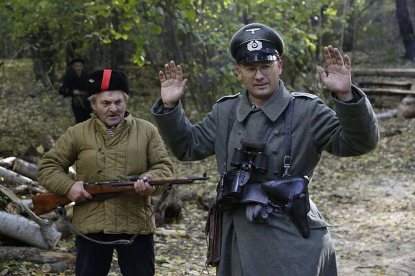 Russia's Martial Glory: Reenacting WWII Battle in Crimea - Sputnik International