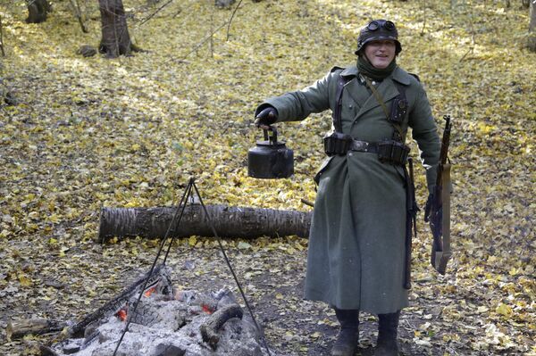 Russia's Martial Glory: Reenacting WWII Battle in Crimea - Sputnik International