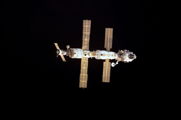 Guardians of the Galaxy: ISS Celebrates 15 Years in Orbit - Sputnik International