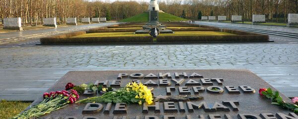 Treptower Park's Soviet Memorial in Berlin Treptower Park's Soviet Memorial in Berlin - Sputnik International