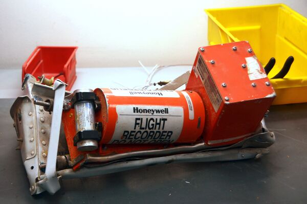 Flight recorders of Russian A321 plane that crashed in Sinai Flight recorders of Russian A321 plane that crashed in Sinai - Sputnik International