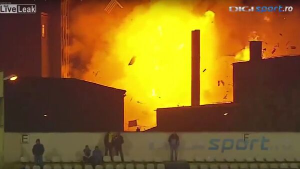 Bread factory explosion during broadcast of live soccer match - Sputnik International