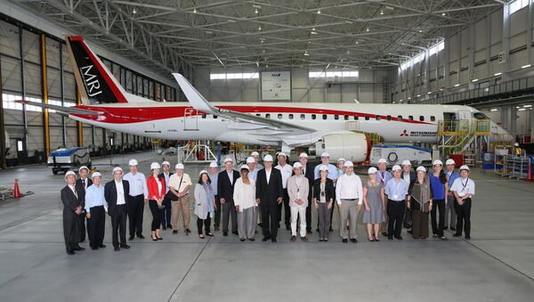 Gov. Inslee toured the Mitsubishi Regional Jet (MRJ) Factory in Japan - Sputnik International